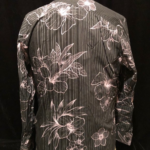 Greed Nordstroms Button Up Black and Pink Floral Design Mens Shirt Medium M - Picture 2 of 5
